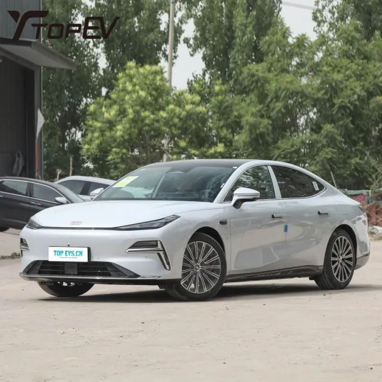 2025 Geely Galaxy Starship 8 EM-I Sedan Sedan