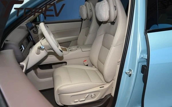 aito m6 interior aito m6 interior